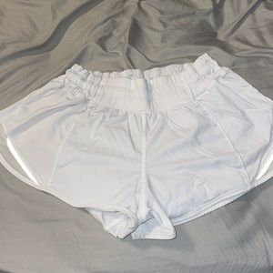lululemon hotty hot shorts